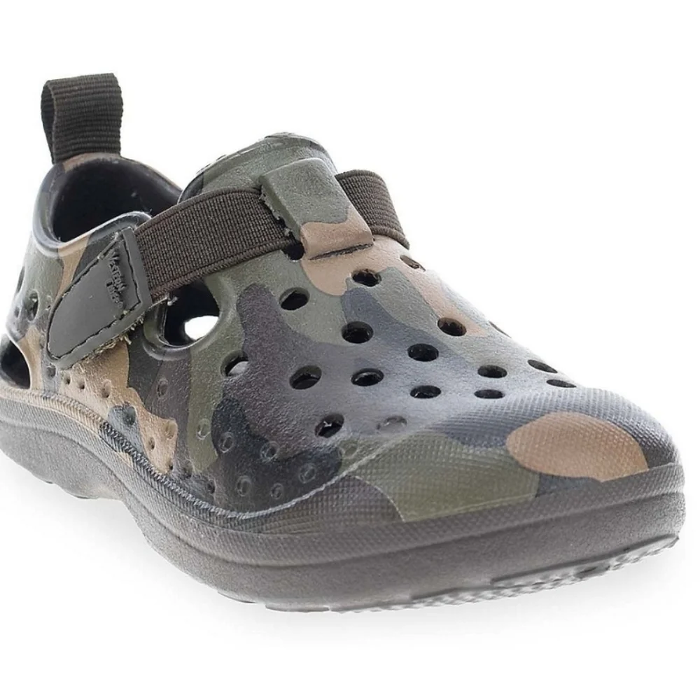 Western Chief Quest Kids Camo Water Shies Size 2